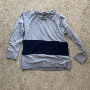Grey detailed crew neck 